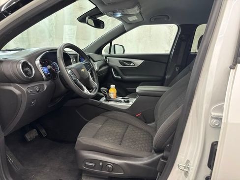 Used 2022 Chevrolet Blazer LT FWD image 20