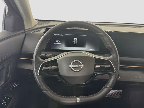 Used 2024 Nissan Ariya AWD image 17