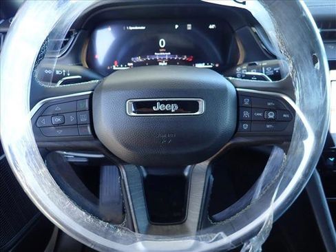 New 2026 Jeep Grand Cherokee Limited Reserve image 15