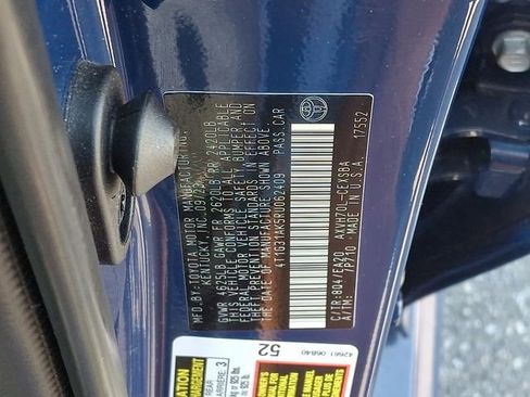 Used 2024 Toyota Camry SE image 19