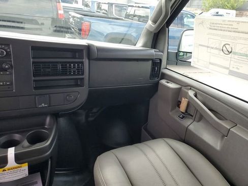 New 2026 GMC Savana 2500 Extended RWD image 15