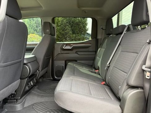Certified 2024 Chevrolet Silverado 1500 RST w/ Z71 Off-Road Package AWD/4WD image 11