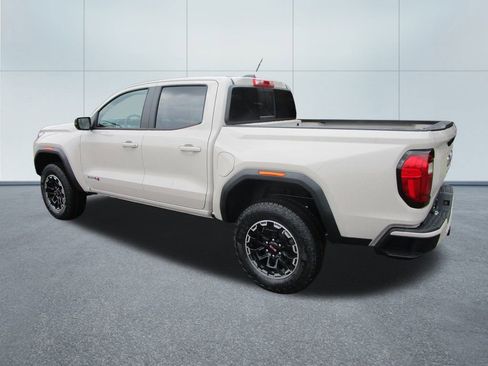 New 2026 GMC Canyon AT4 image 3