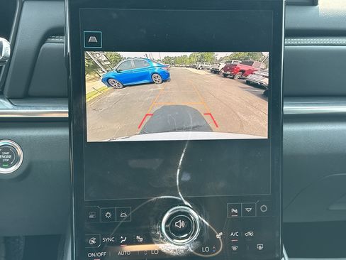 Used 2025 GMC Terrain Elevation w/ Elevation Premium Package FWD image 31