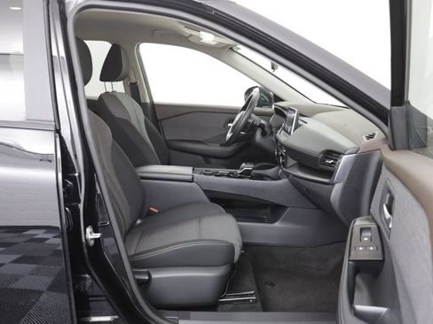 Used 2023 Nissan Rogue SV AWD/4WD image 19