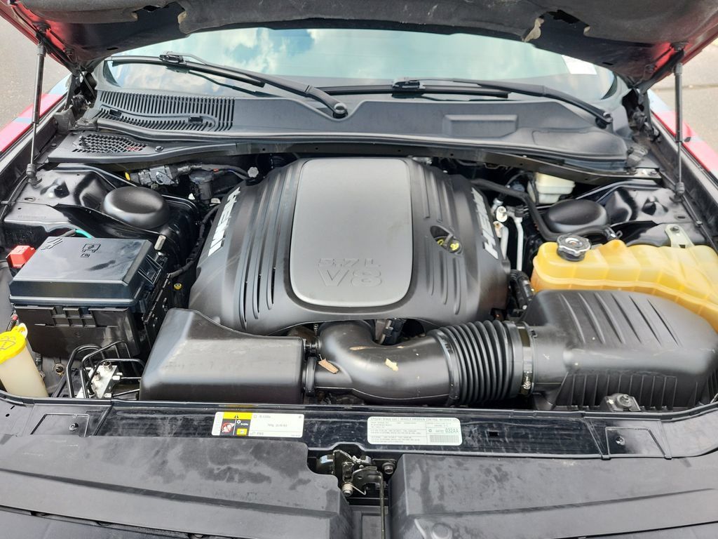 Used 2013 Dodge Challenger R/T Plus RWD image 21