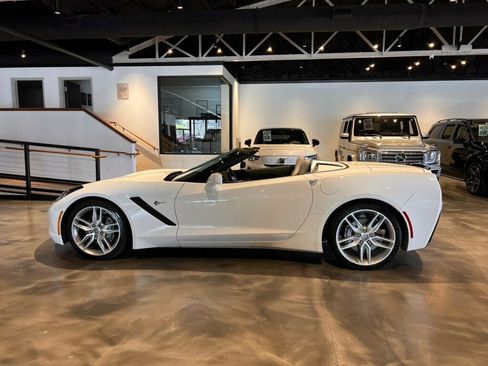 Used 2019 Chevrolet Corvette 2LT/Convertible/Htd&Ventilated w/ 2LT Preferred Equipment Group image 2