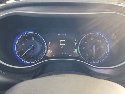 New 2026 Chrysler Pacifica Select w/ S Appearance Package image 11