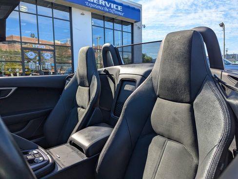 Used 2019 Jaguar F-TYPE Convertible RWD image 42