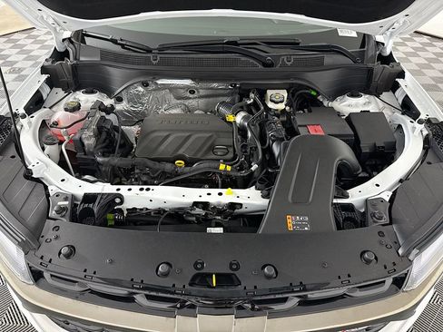 New 2026 Chevrolet Trax RS w/ Sunroof Package FWD image 28
