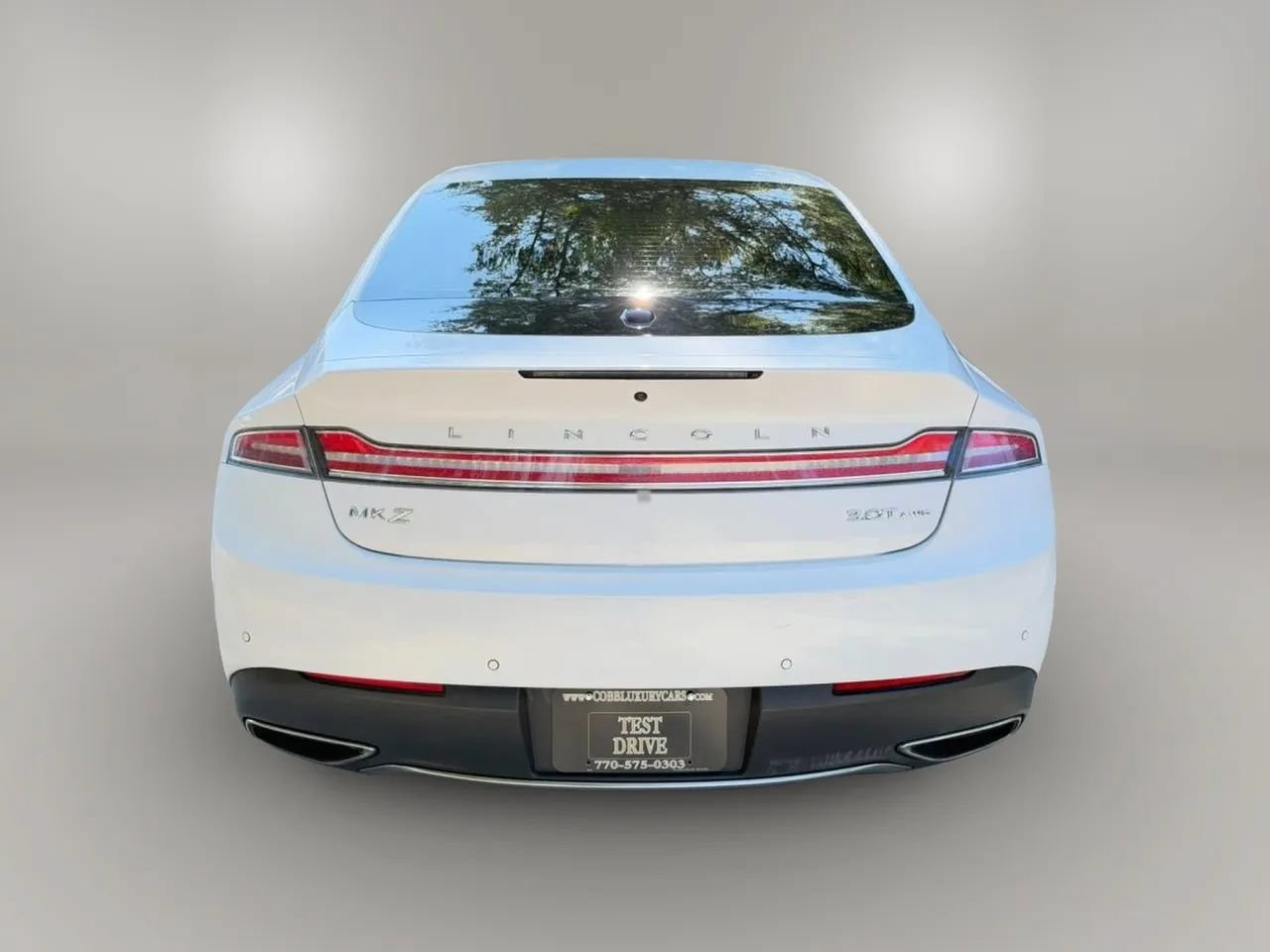 Used 2017 Lincoln MKZ Reserve w/ Luxury Package AWD/4WD image 10