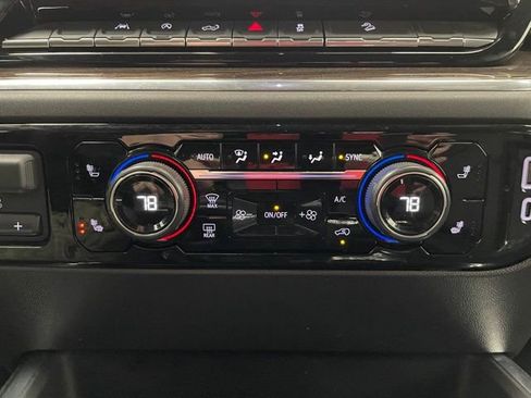 Used 2024 Chevrolet Silverado 1500 LT Trail Boss w/ Convenience Package II image 6