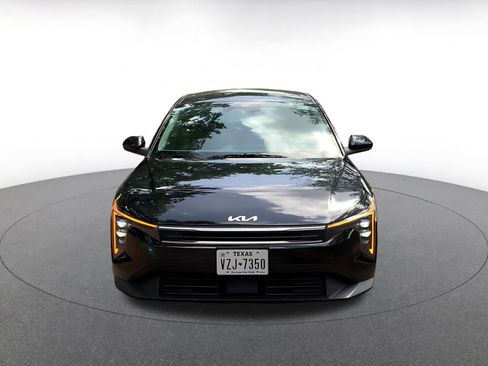 Used 2025 Kia K4 LXS image 4