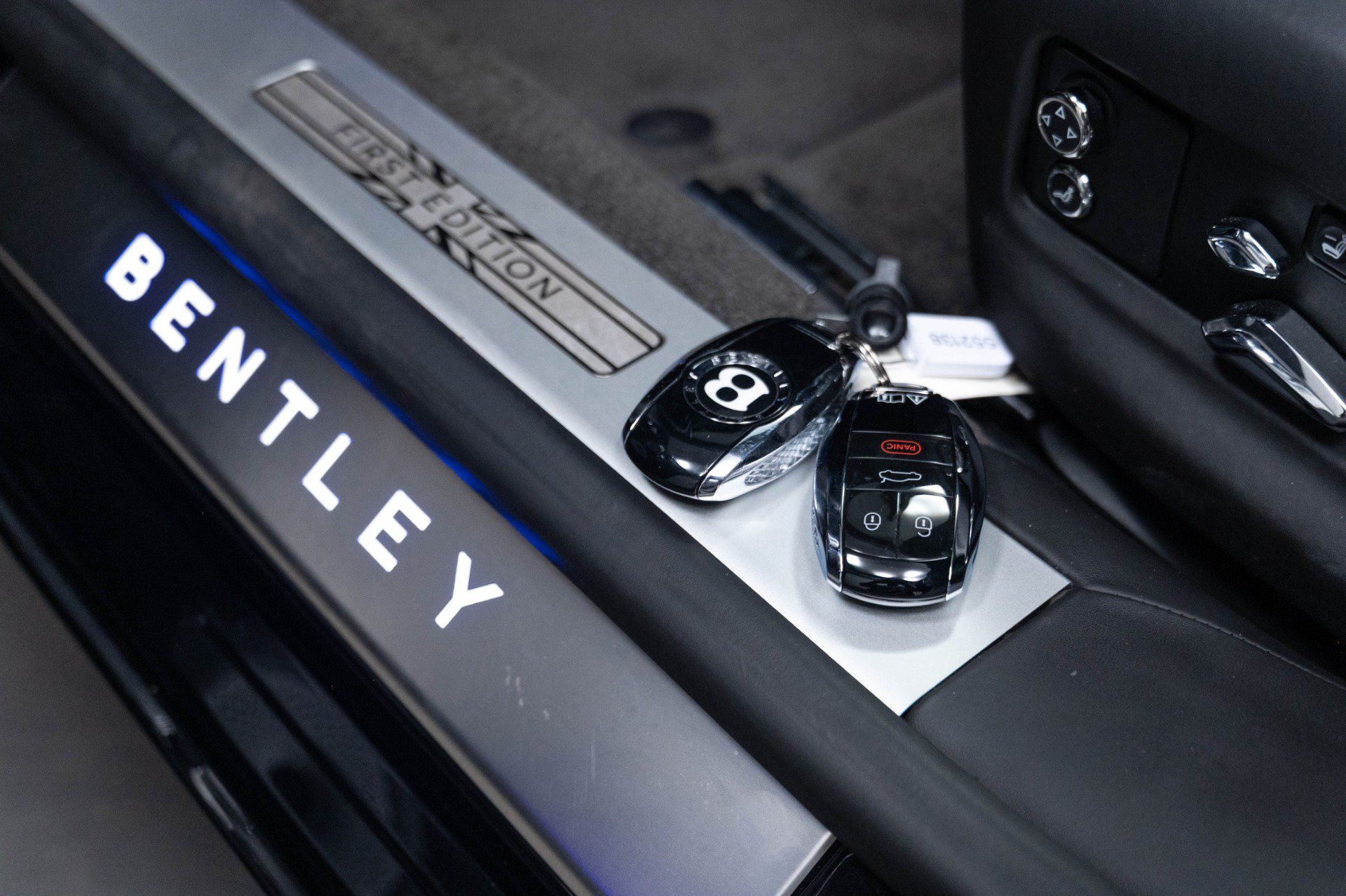 Used 2020 Bentley Flying Spur W12 AWD/4WD image 93