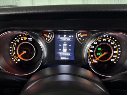 Used 2022 Jeep Gladiator Sport AWD/4WD image 30