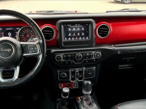 Used 2019 Jeep Wrangler Unlimited Rubicon w/ LED Lighting Group image 6