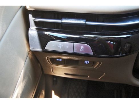 Used 2025 Genesis G80 2.5T image 22