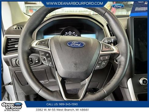 Certified 2024 Ford Edge SEL w/ Convenience Package AWD/4WD image 11