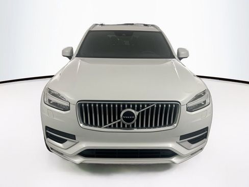 Used 2021 Volvo XC90 T6 Inscription w/ Protection Package Premier image 2