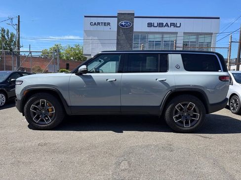 Used 2023 Rivian R1S Adventure AWD/4WD image 4