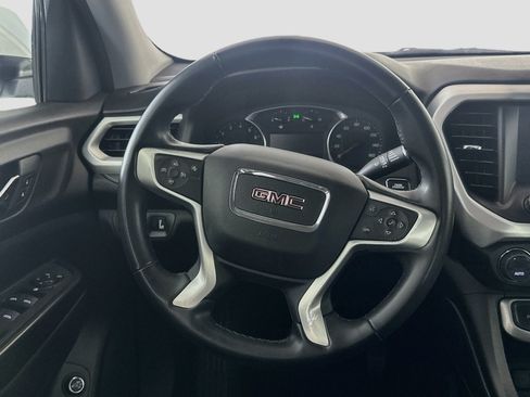 Used 2023 GMC Acadia SLT FWD image 18