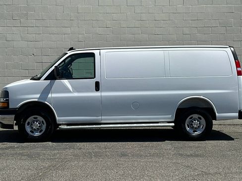 Certified 2025 Chevrolet Express 2500 w/ Driver Convenience Package RWD image 7