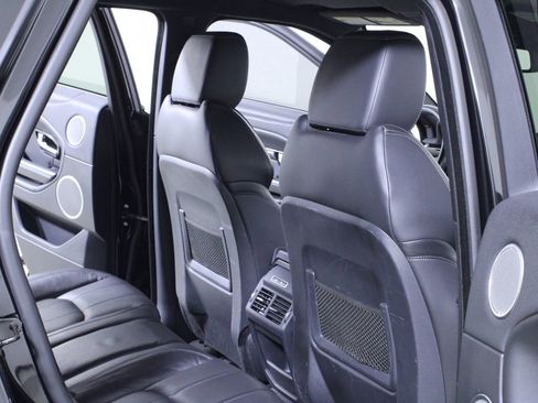 Used 2016 Land Rover Range Rover Evoque SE Premium image 12