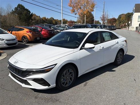 New 2026 Hyundai Elantra Blue image 3