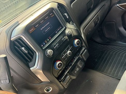 Used 2020 Chevrolet Silverado 1500 LT w/ All-Star Edition AWD/4WD image 22