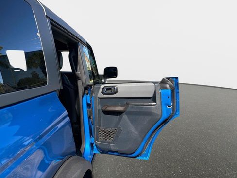 Used 2024 Ford Bronco Black Diamond AWD/4WD image 25
