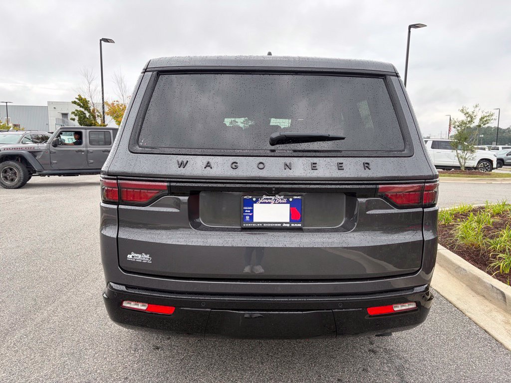 Used 2024 Jeep Wagoneer Series II AWD/4WD image 19