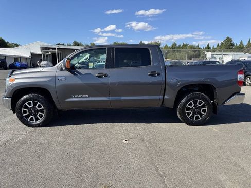 Used 2014 Toyota Tundra SR5 AWD/4WD image 2