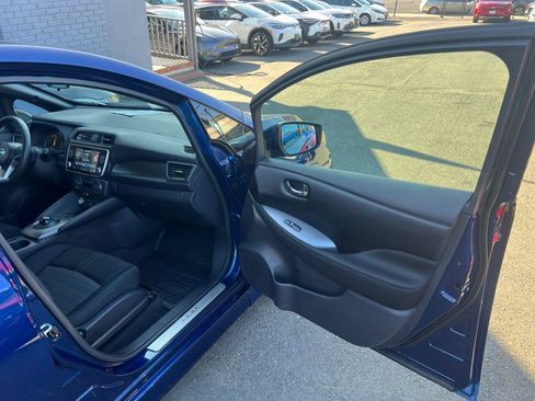 Used 2025 Nissan Leaf S w/ Protection Package image 36