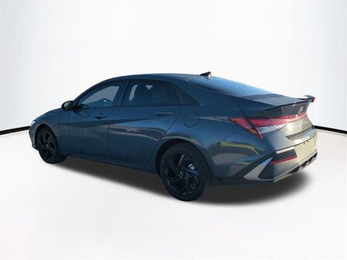 New 2026 Hyundai Elantra Sport image 7