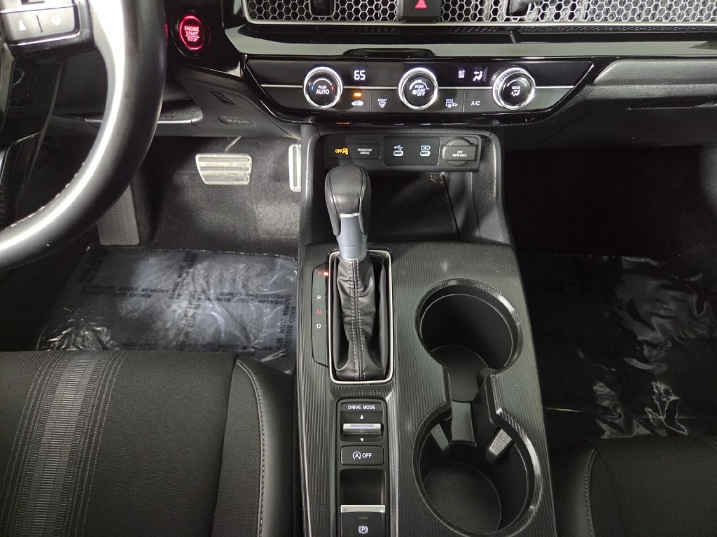 Used 2025 Honda Civic Sport image 12