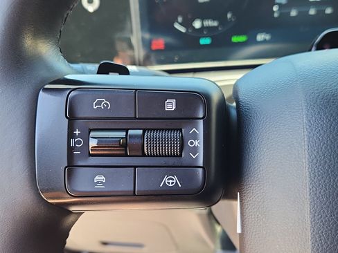 Used 2025 Hyundai Santa Fe Calligraphy AWD/4WD image 18
