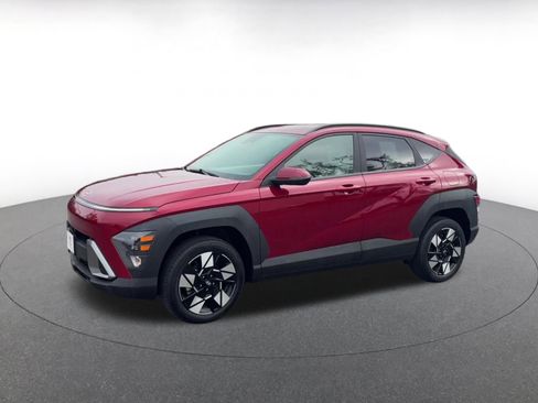 Used 2025 Hyundai Kona SEL image 8