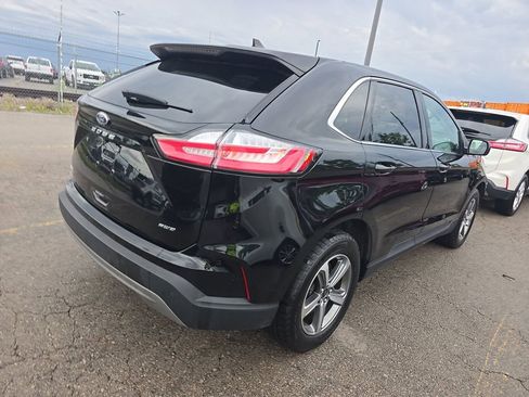 Used 2023 Ford Edge SEL w/ Convenience Package AWD/4WD image 4