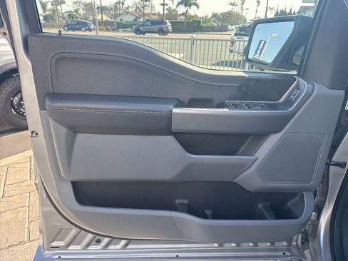 Used 2025 Ford F150 Lightning XLT image 14