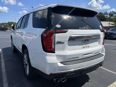 Used 2023 GMC Yukon Denali w/ Denali Reserve Package RWD image 2