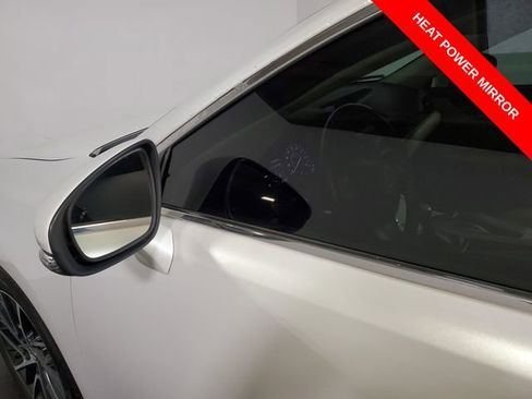 Used 2017 Lexus ES 350 w/ Luxury Package image 31