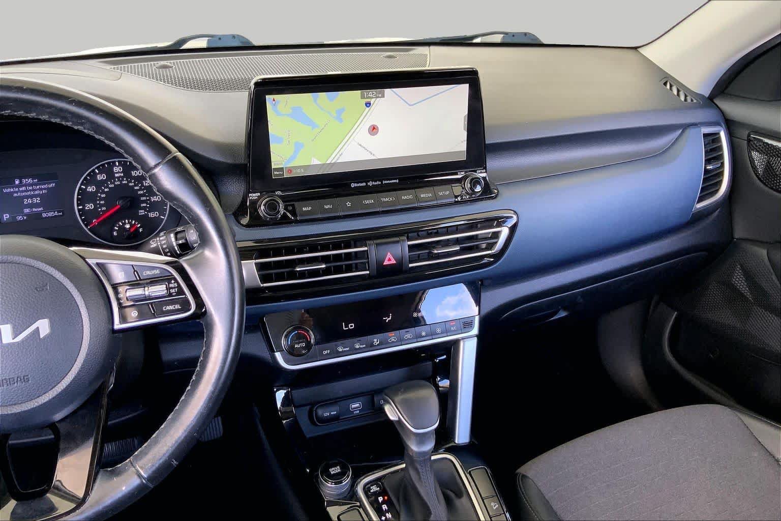 Used 2022 Kia Seltos S FWD image 7