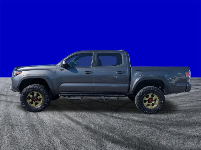 Used 2022 Toyota Tacoma TRD Off-Road w/ TRD Premium Off Road Package AWD/4WD image 7