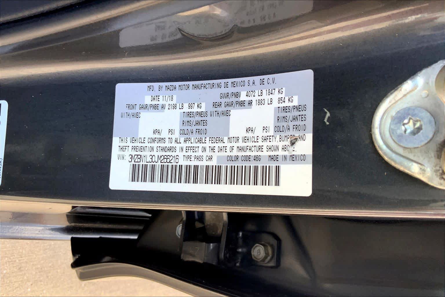 Used 2018 MAZDA MAZDA3 Touring FWD image 33