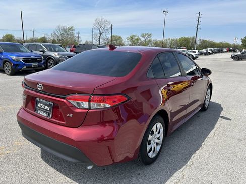 Used 2023 Toyota Corolla LE image 5