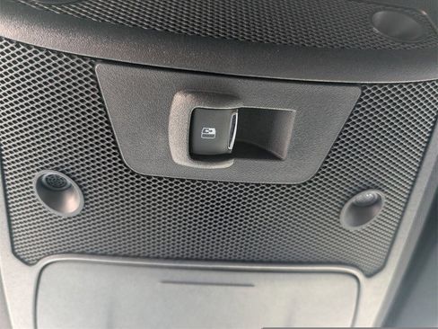 Used 2019 Ford F150 Platinum w/ Equipment Group 701A Luxury image 15