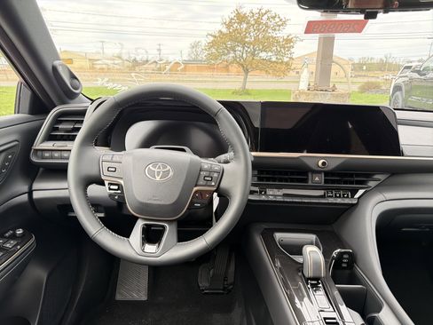 New 2026 Toyota Crown Signia AWD/4WD image 13