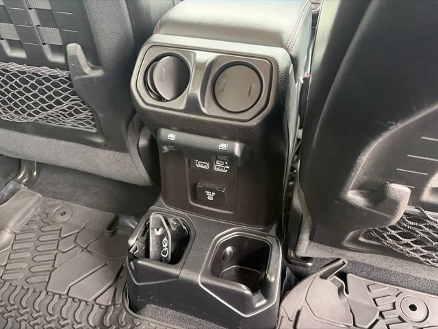 Used 2020 Jeep Gladiator Rubicon w/ Dual Top Group AWD/4WD image 45