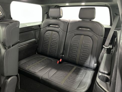 Used 2024 Rivian R1S Adventure AWD/4WD image 22