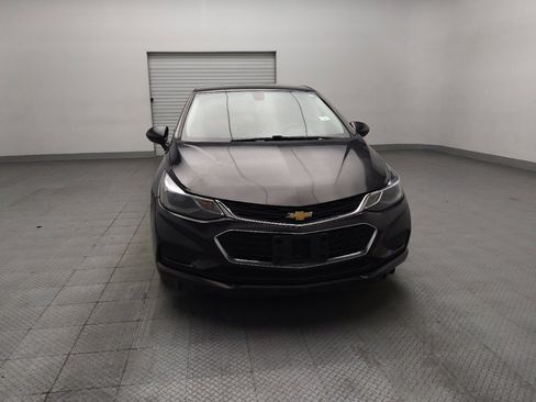 Used 2017 Chevrolet Cruze LT FWD image 14